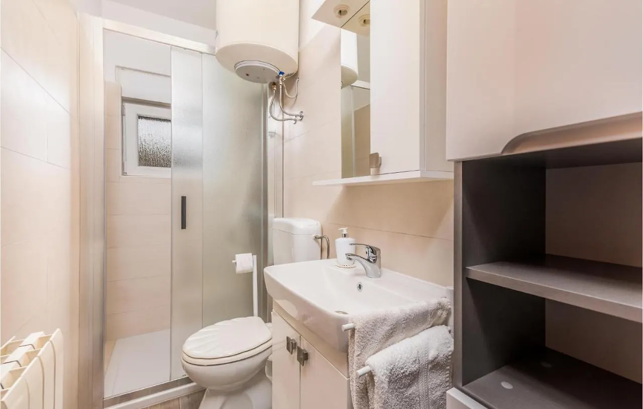 Stunning Apartment In Krk With Kitchen Krk Town Hırvatistan